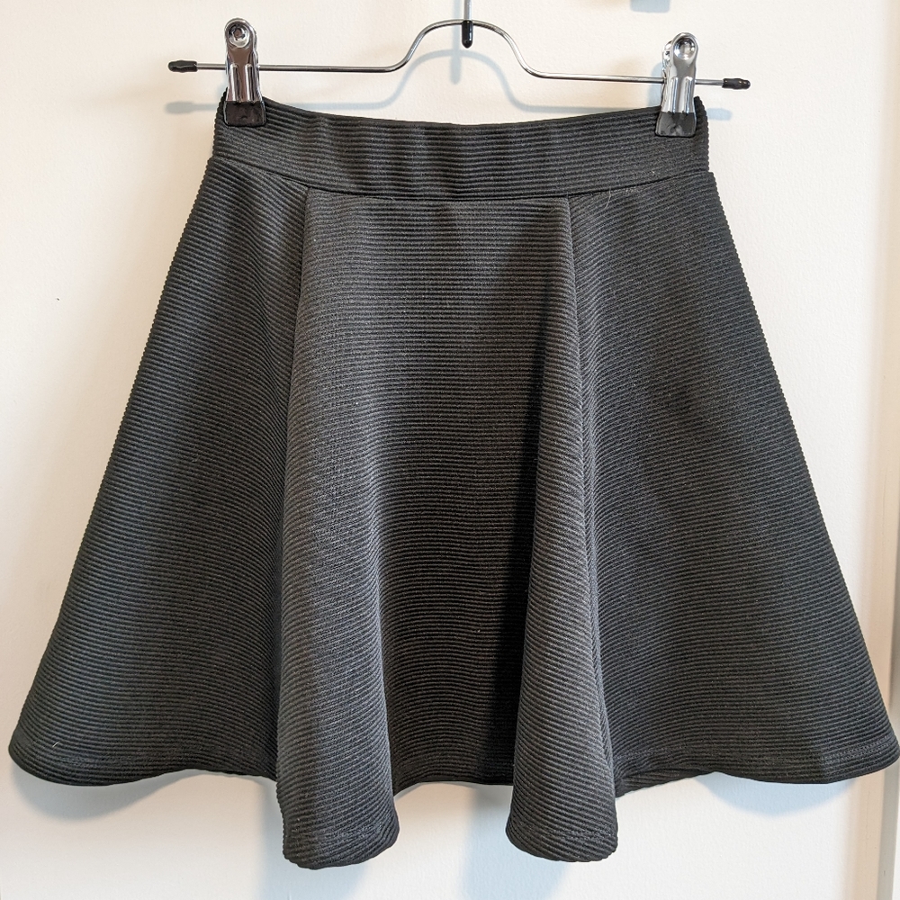 H&M Divided Plain Black Ribbed Skater Skirt